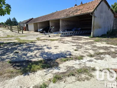 Land at La Milesse (72650)