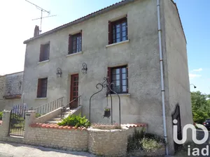 Maison à Bussac-sur-Charente (17100)