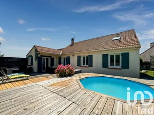 House at Champdeuil (77390)