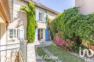 Maison de village à Jambville (78440)