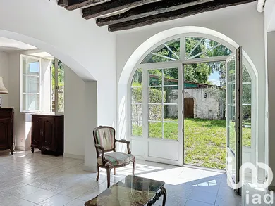 Maison à Vaux-sur-Seine (78740)