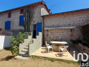 Maison de village à Sauviat-sur-Vige (87400)