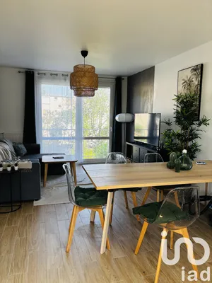 Apartment at Dammarie-les-Lys (77190)