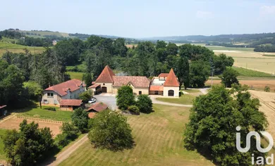 Domain at Aurions-Idernes (64350)