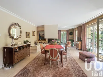 Apartment at Sceaux (92330)