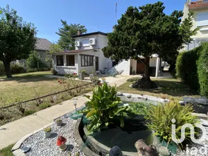 Pavillon à Viry-Châtillon (91170)