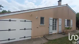 House at Prignac-et-Marcamps (33710)