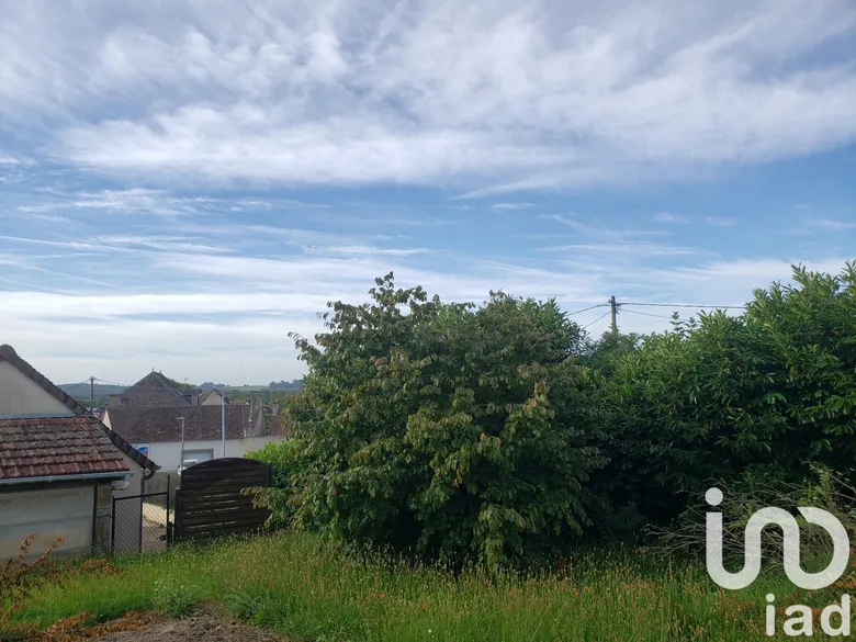 Terrain à bâtir à Montfort-le-Gesnois (72450) · 34 900 €