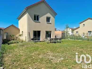 Maison traditionnelle à Hières-sur-Amby (38118)
