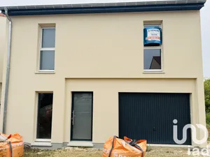 Maison d'architecte à Lorry-Mardigny (57420)