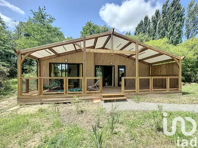 Châlet à Saint-Martin-de-Hinx (40390)