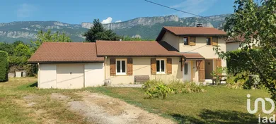 House at Vinay (38470)