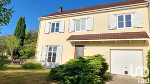 Detached at Beauvais (60000)
