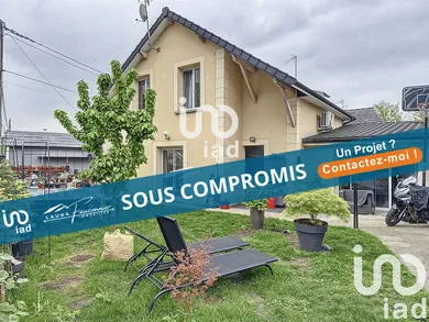 Traditional house at Villepinte (93420)