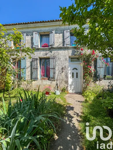 Maison de campagne à Berneuil (17460)