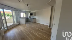 Apartment at Chelles (77500)