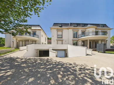 Apartment at Boissy-Saint-Léger (94470)