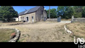 Park home at Saint-Saturnin-du-Limet (53800)