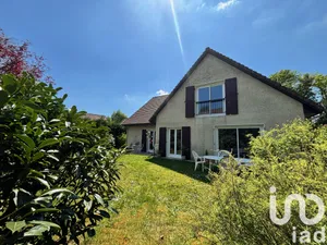Traditional house at Rochefort-en-Yvelines (78730)