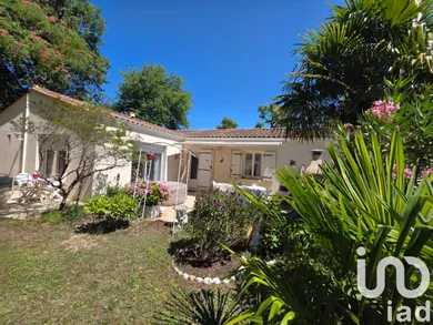 Traditional house at La Tremblade (17390)