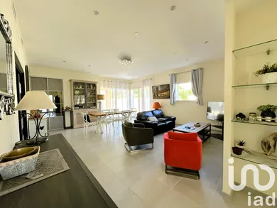 House in Cers (34420)
