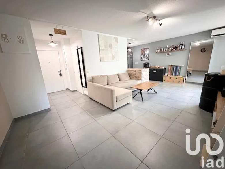 Appartement 2 pièces 58 m² · à Roquefort-la-Bédoule · 58 m² · 220 000 €