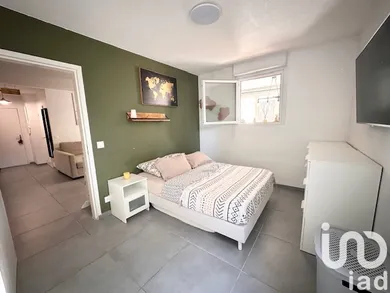 Appartement à Roquefort-la-Bédoule (13830)