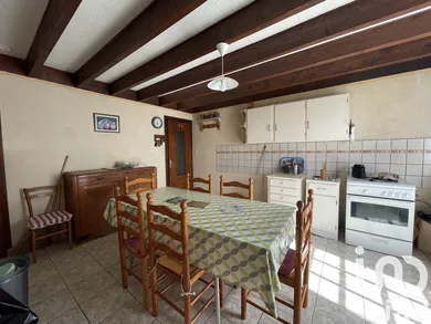 Traditional house in Sauzé-Vaussais (79190)