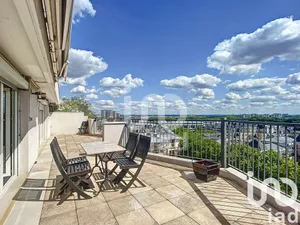 Apartment at Saint-Maurice (94410)