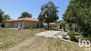 Traditional house in Gastes (40160)