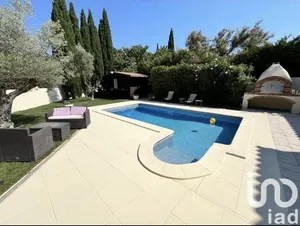 Maison traditionnelle à Aix-en-Provence (13097)