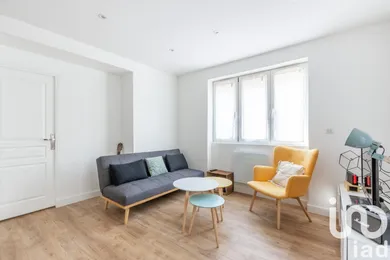 Apartment at Saint-Maurice (94410)