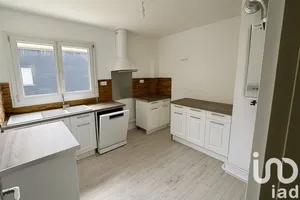 Apartment at Gisors (27140)