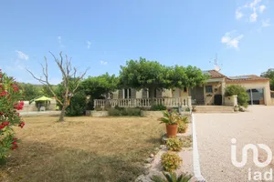 Maison à Garéoult (83136)