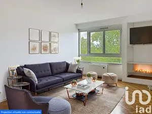 Apartment at Dammarie-les-Lys (77190)