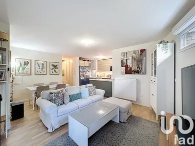 Apartment in Neuilly-sur-Marne (93330)