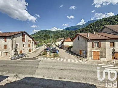 Maison à Saint-Joseph-de-Rivière (38134)