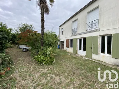 Maison de village à Forges (17290)