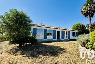 Maison à Sireuil (16440)