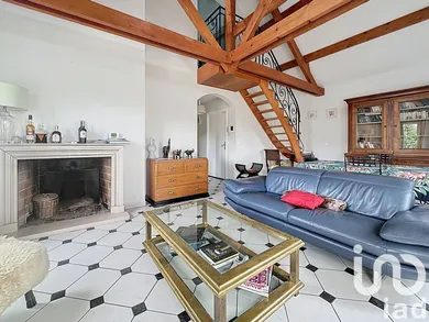 Apartment at Orly (94310)