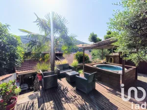 Townhouse at La Terrasse-sur-Dorlay (42740)