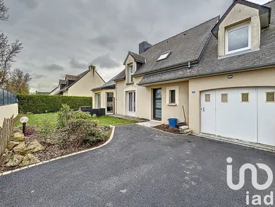 House at Saint-Malo (35400)