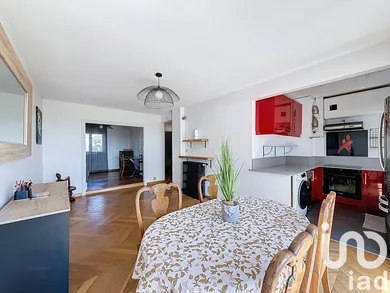 Apartment in Thiais (94320)