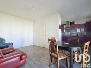 Apartment at Troyes (10000)
