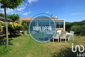 House at Saint-Zacharie (83640)