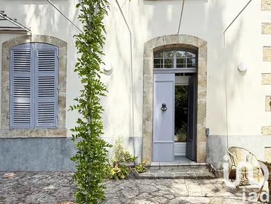 House at Le Luc (83340)