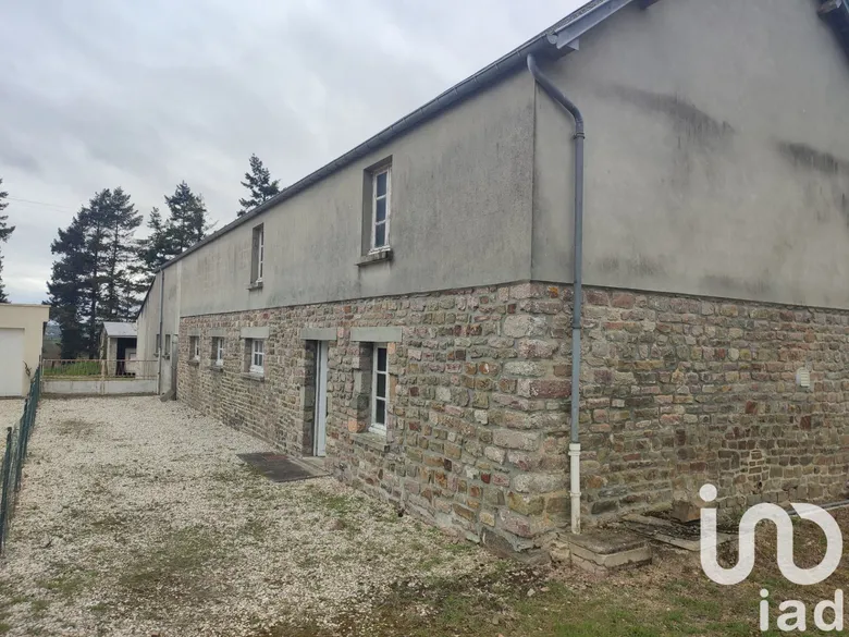 Maison 6 pièces 250 m² · à Carville · 250 m² · 141 500 €