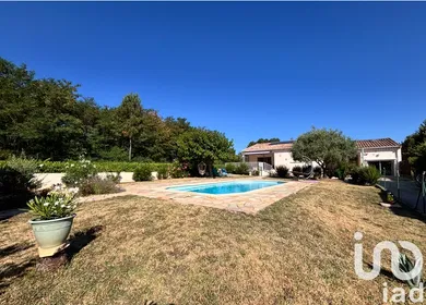 House at Ruoms (07120)