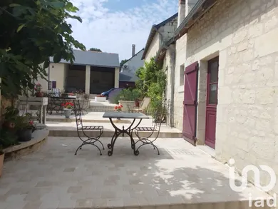 Traditional house in Chinon (37500)