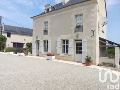 Traditional house in Chinon (37500)